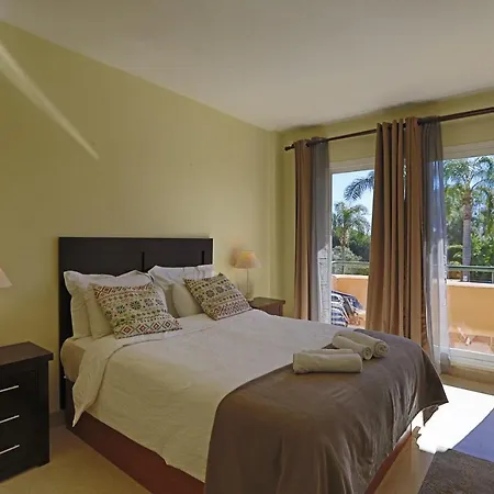 Apartment R6 Patios 2 Bedroom *